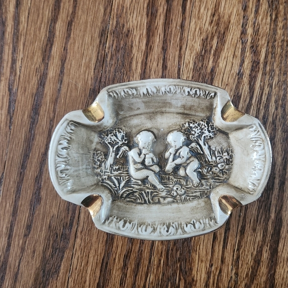 R. CAPODIMONTE VINTAGE ASHTRAY ITALY - Picture 6 of 13